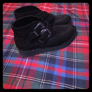 Forever 21 Black Creepers